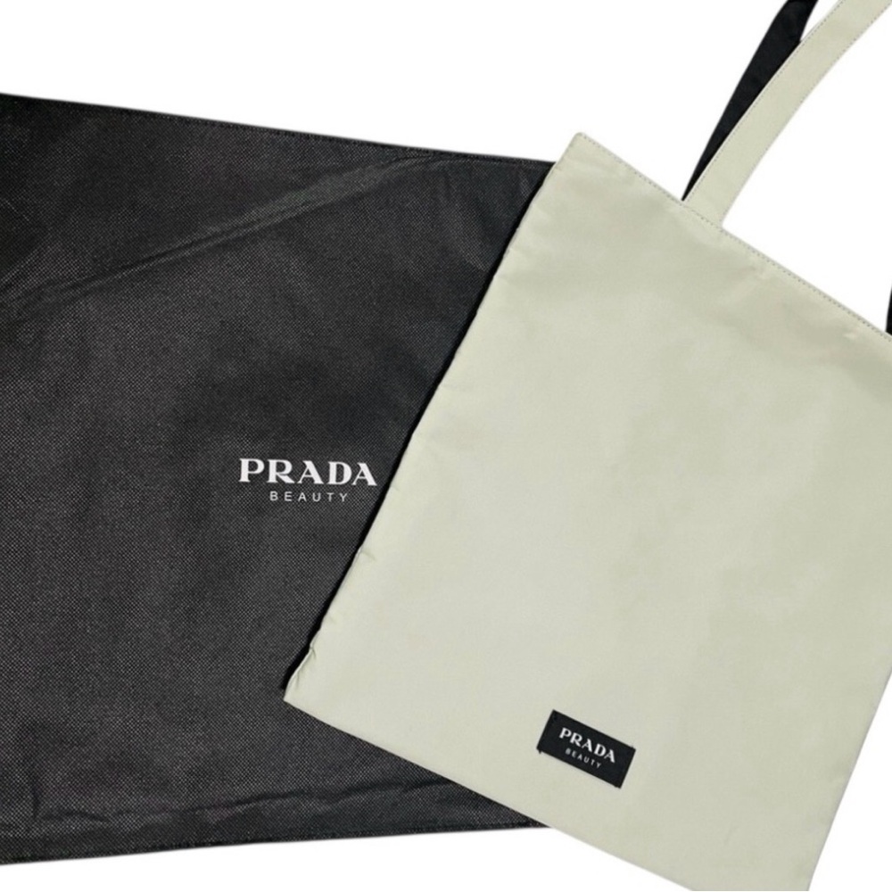 PRADA BEAUTY REVERSIBLE TOTE, POUCH, AND DUSTY VIP GWP MINT & BLACK LUXE SHOPPER